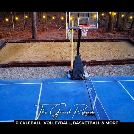 Lux,Hot Tub,Atv,Hiking,Pickleball,Firepit,Arcade Broken Bow Exterior photo
