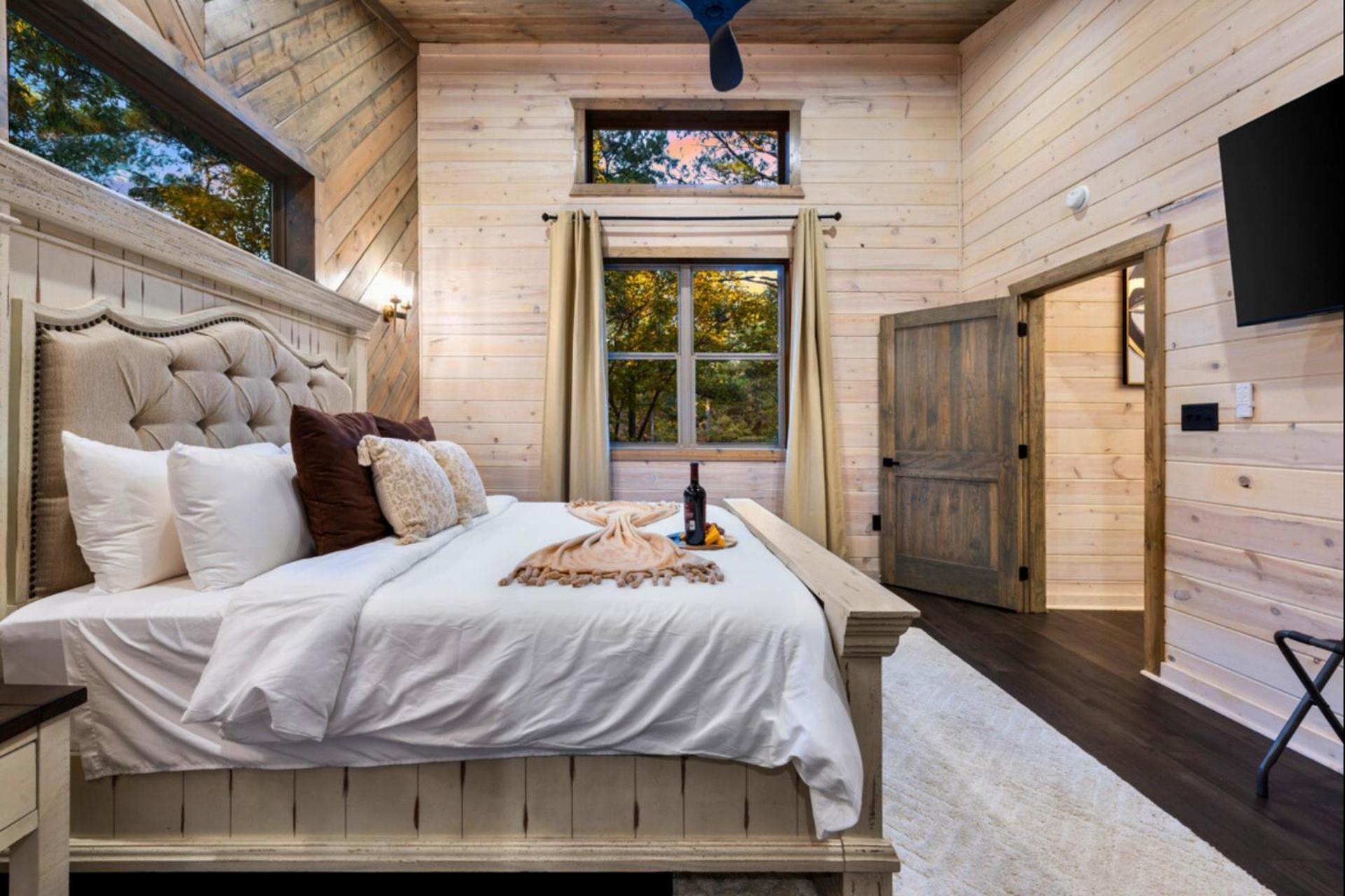 Lux,Hot Tub,Atv,Hiking,Pickleball,Firepit,Arcade Broken Bow Exterior photo