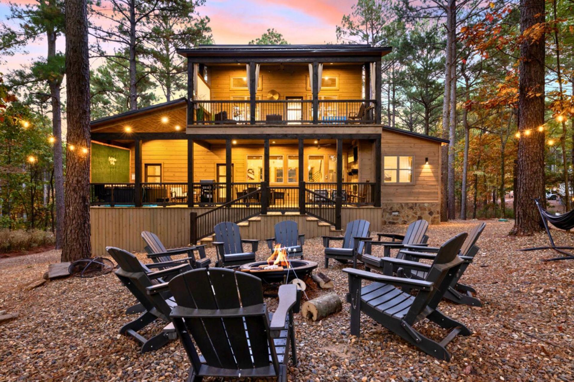 Lux,Hot Tub,Atv,Hiking,Pickleball,Firepit,Arcade Broken Bow Exterior photo
