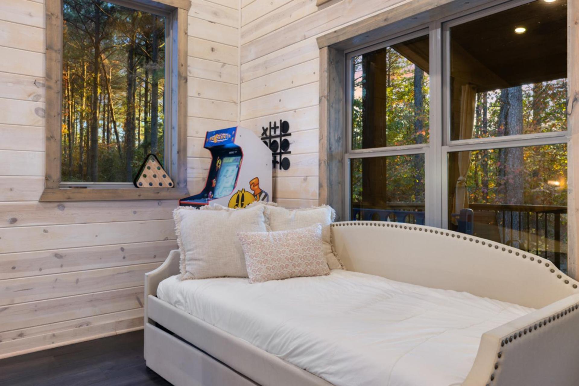 Lux,Hot Tub,Atv,Hiking,Pickleball,Firepit,Arcade Broken Bow Exterior photo
