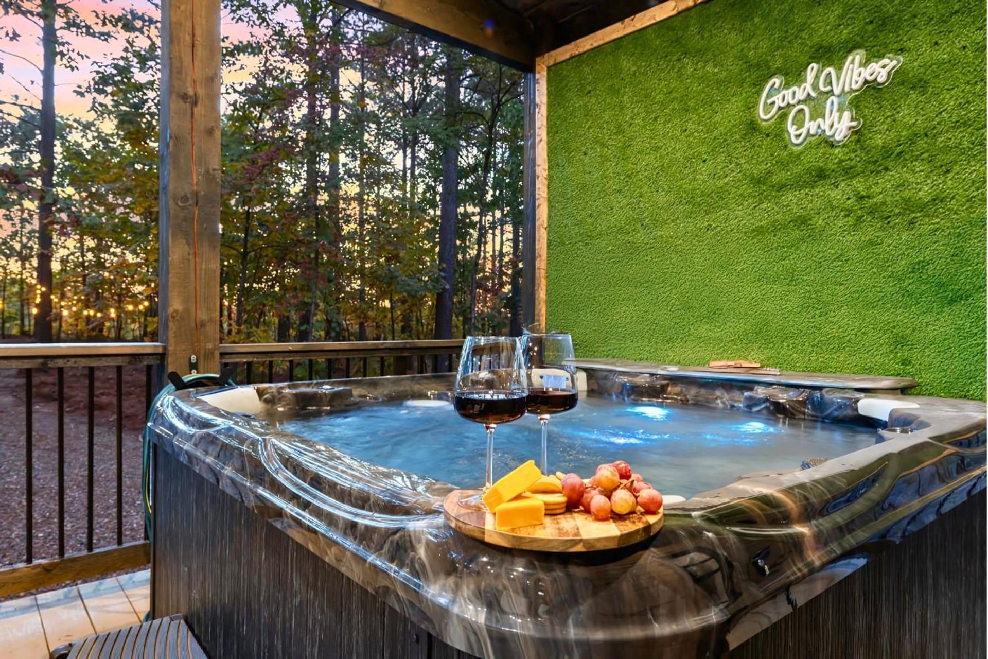 Lux,Hot Tub,Atv,Hiking,Pickleball,Firepit,Arcade Broken Bow Exterior photo